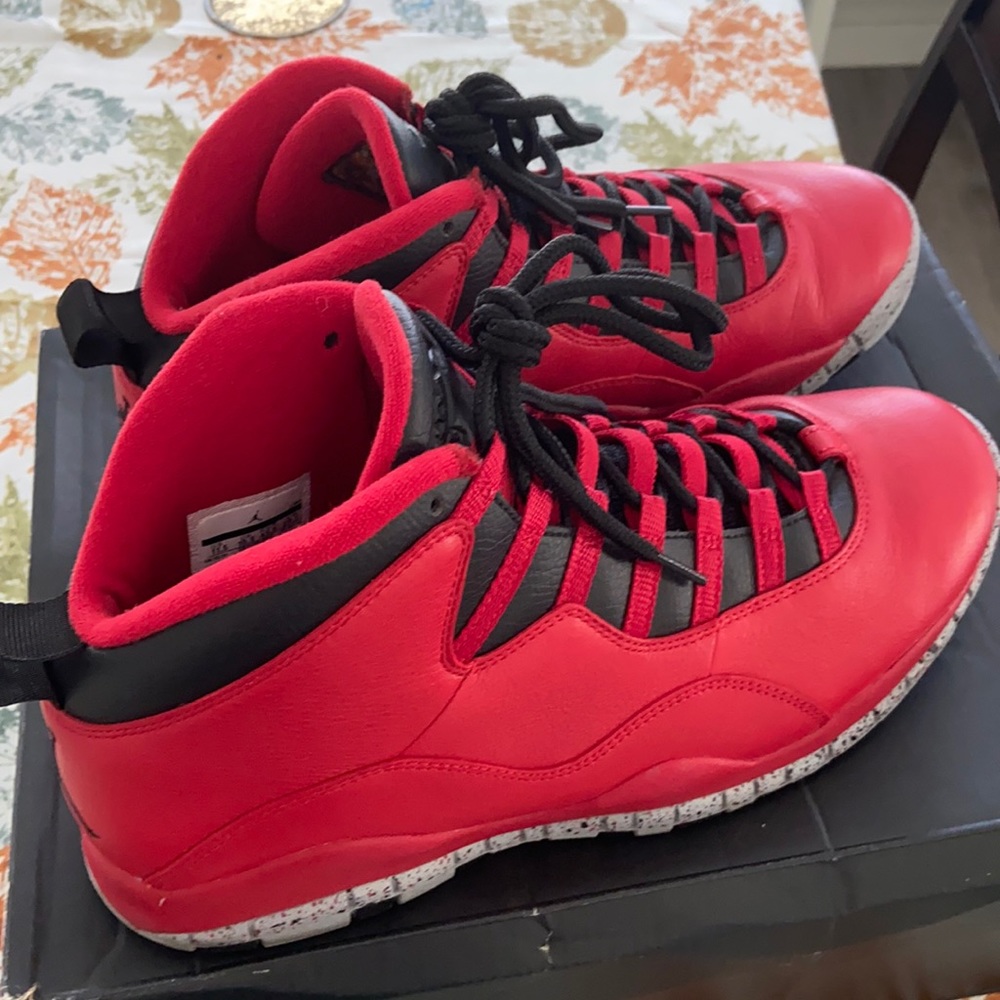 Jordan 10 Retro 30th anniversary - size 11.5